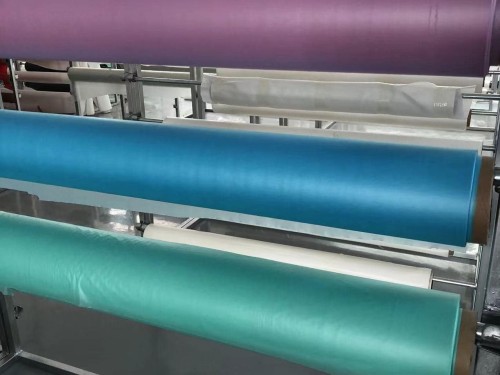 TPU彩色夜光膜zc防水透氣薄膜復(fù)合紡織鞋材等