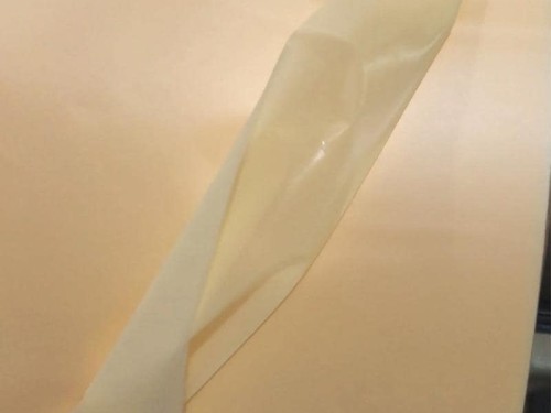 耐水解耐磨TPU防水透濕膜-中透濕膜無(wú)孔防水防護(hù)服面料復(fù)合膜